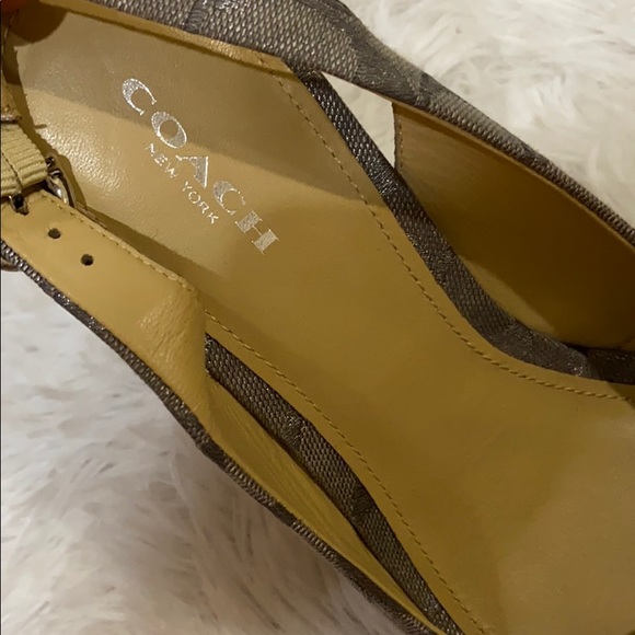 Coach wedges!! - Picture 3 of 3